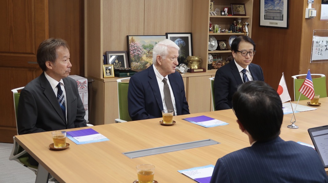 長崎大学学長との懇談の様子2