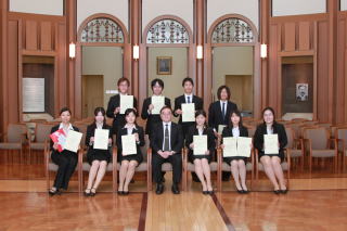 明治大学商学部 西山ゼミナール ゼミ生作品