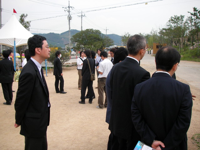 img0100.jpg